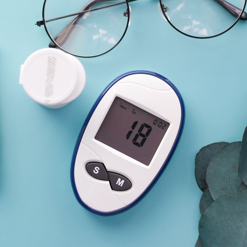 Accu-Chek Glucometer Kit